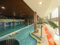 呼伦贝尔颐和温泉酒店 - 室内游泳池