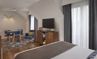 1. Citadine..