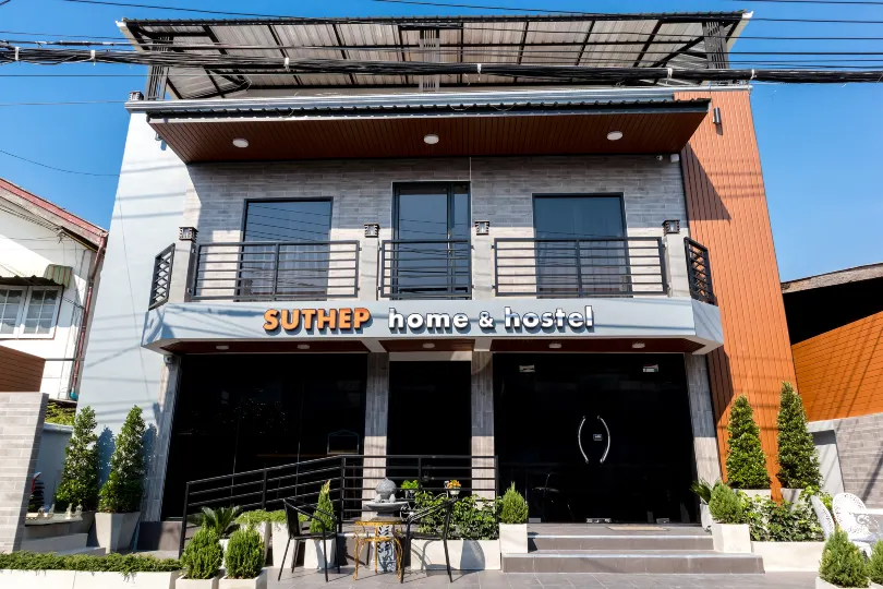 Suthep Home & Hostel