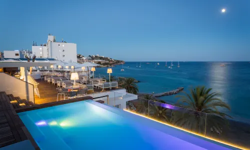 One Ibiza Suites