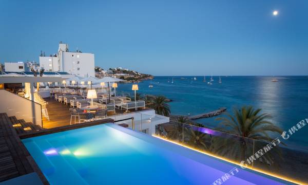 One Ibiza Suites