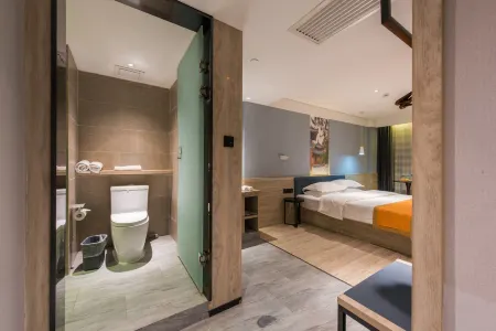 U-Mine Hotel (Baoding Railway Station Yuhua West Road)