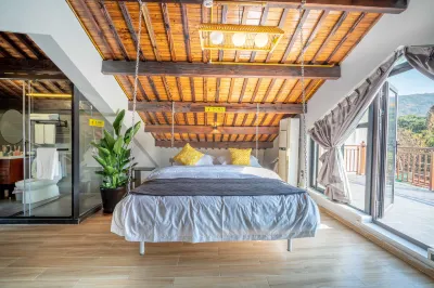 Jingshan Xiaozhu Hotel Hotels in 