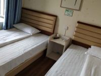 郑州更新旅馆 - 双床房（公共卫浴）