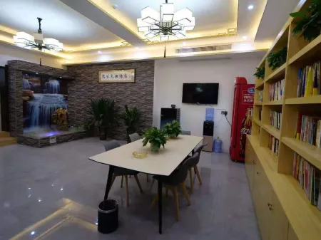 Huaiyuan Huaifeng Folk Hotel Отели рядом с достопримечательностью «Yuwang Statue»