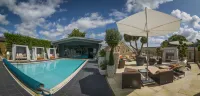 Homewood Hotel & Spa - Small Luxury Hotels of the World - Pools