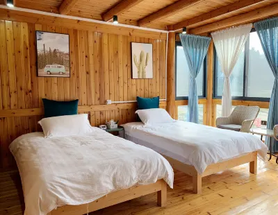 Elf Riverside Guesthouse
