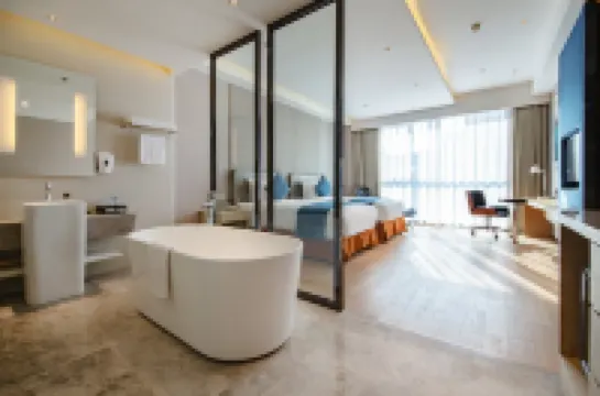 H水晶ホテル(大連開発区金馬路)