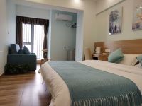 月圆公寓(重庆北站北广场店) - 北欧蓝色空间舒适大床房