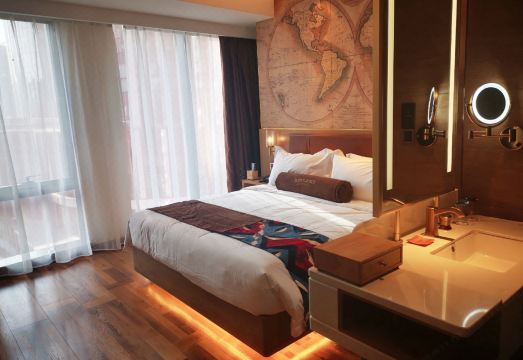 제임스 조이스 코페텔 시설