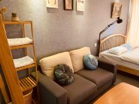 青岛海上石公寓 - 舒适商务大床房