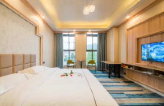 Qianshi Jinsheng Hotel