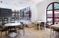 B&B HOTEL Madrid Fuenlabrada Hotel di Humanes de Madrid