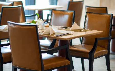 Treasure Island International Hotel Moganshan Отели рядом с достопримечательностью «Moganshan Senbo Resort Nature Park»