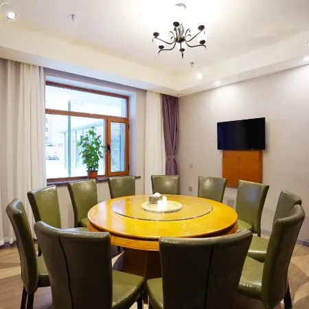 Hejin Hotel