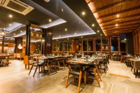 아우리코 카타 리조트 & 스파 SHA 플러스+