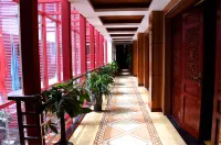 Phoenix Hotel Hotels in Xichong
