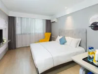 Nianbai Yulan Hotel (Feidong Platinum Center Baogong Avenue) Hotels in Feidong