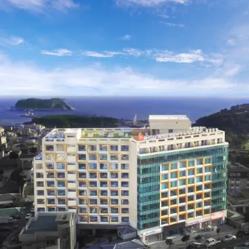 Mstay Hotel Отели рядом с достопримечательностью «Водопад Вонан»
