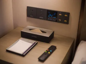 Lavande Hotel (Guangzhou Panyu Hanxi Changlong Dashi Subway Station Store)