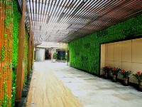 白玉兰酒店(贵阳喷水池商业中心地铁站店) - 花园