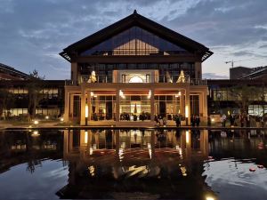 Kunming Yinyuan Hotel (Chenggong Normal University Affiliated High-speed Railway South Station)