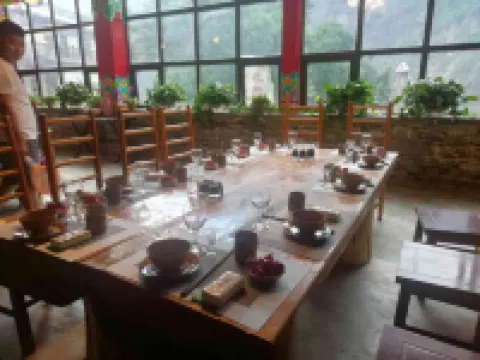 丹巴扎西德康客棧