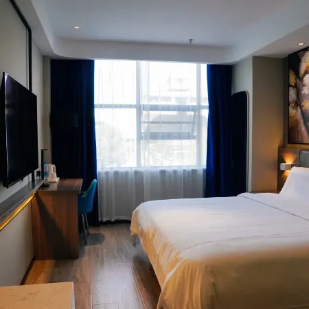 7 Days Premium Hotel (Shiyan Railway Station)