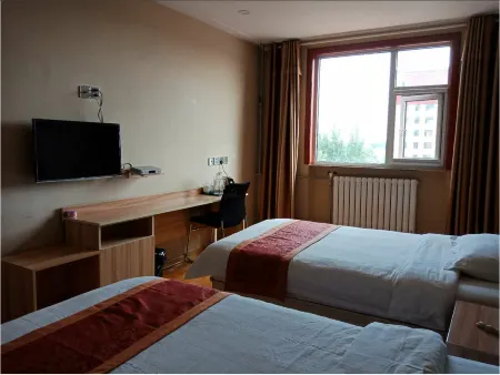 Feixian Rongju Business Hotel