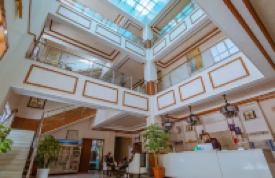 Xihe Bishu Shanzhuang Hotel