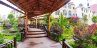 Paulolia Holiday Hotel