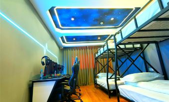 Pioneer·E-Sports Hotel (Ji'an Railway Station Jinggangshan University Branch)