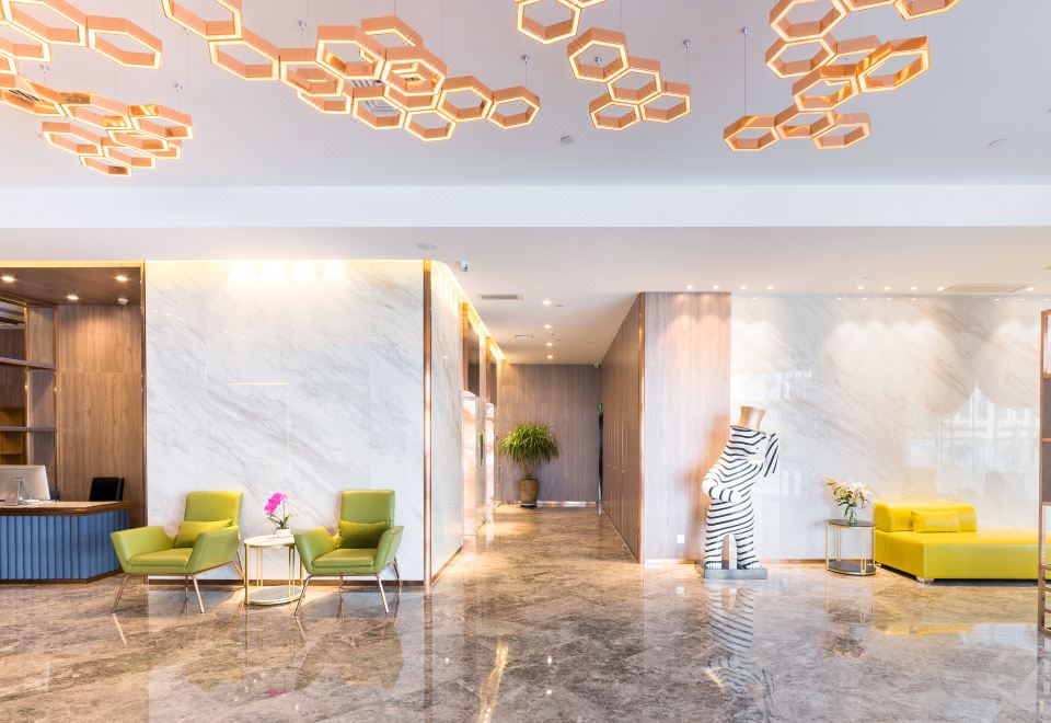 메이룬 진위에 호텔