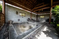 Yuanxiang Hot Spring Resort Hotel - Pemandian Air Panas