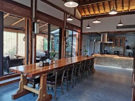 Shanghai Country House Shihu Theme Homestay Отели рядом с достопримечательностью «Xisha Wetland»