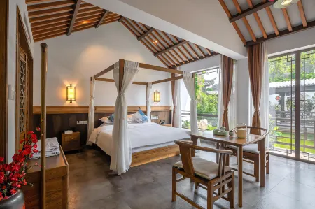 Youjian Jiangnan Hostel Отели рядом с достопримечательностью «Jinling Institute of Technology Xiaozhuang Campus»