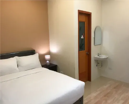 Guest Hotel Hotels in Pili