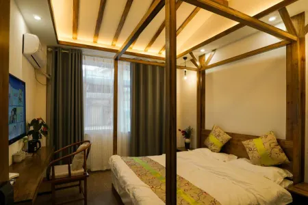 Xiaoyan Inn (Huangshan Yansi Scenic Area) Отели рядом с достопримечательностью «Huizhou Cultural Park · Huashang Villa - Swimming Pool»