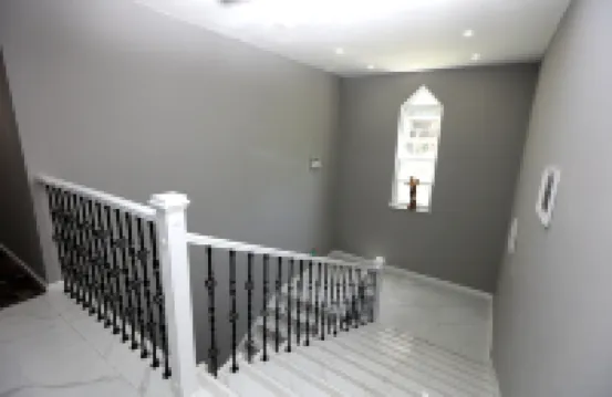 โรงแรมตงหลี่ (ถนนอาหารสะพานจางกง เล่อซาน)