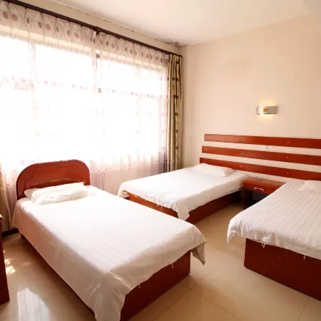 Longkou Junyue Hotel