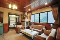 Ming Lu Holiday Hotel