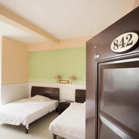 Pingguo Lvyuan Hotel