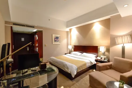Green Hotel