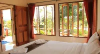 Pai Iyara Resort Hotels in Pai