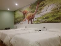 肇庆鼎一主题酒店 - 豪华三人房
