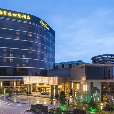 上海皇廷世際飯店 唐鎮地鐵站附近的飯店