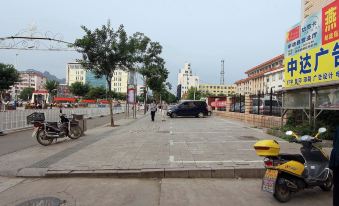 Chengde Hongxu Hotel