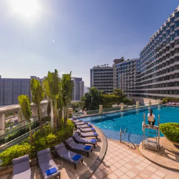 Harbour Plaza Metropolis Отели рядом с достопримечательностью «Океанский терминал»