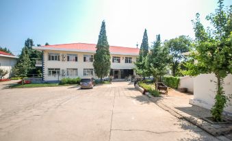 Guoziwei Commercial Beidaihe Sanatorium (Liuzhuang Night Market)