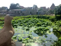 Beihai Fishing Village Inn (Silver Beach Tourist Resort)